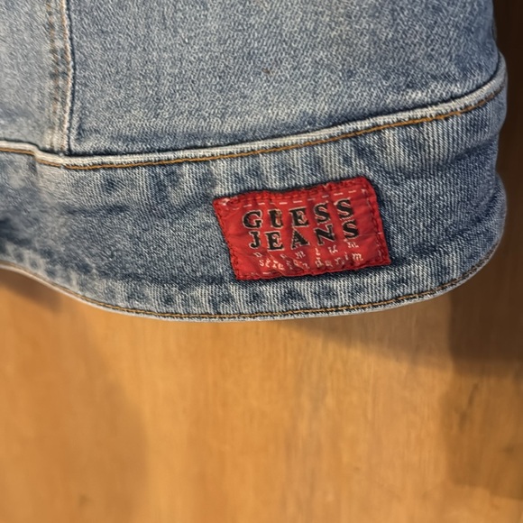 Vintage GUESS ClassicJean Jacket - Picture 4 of 5